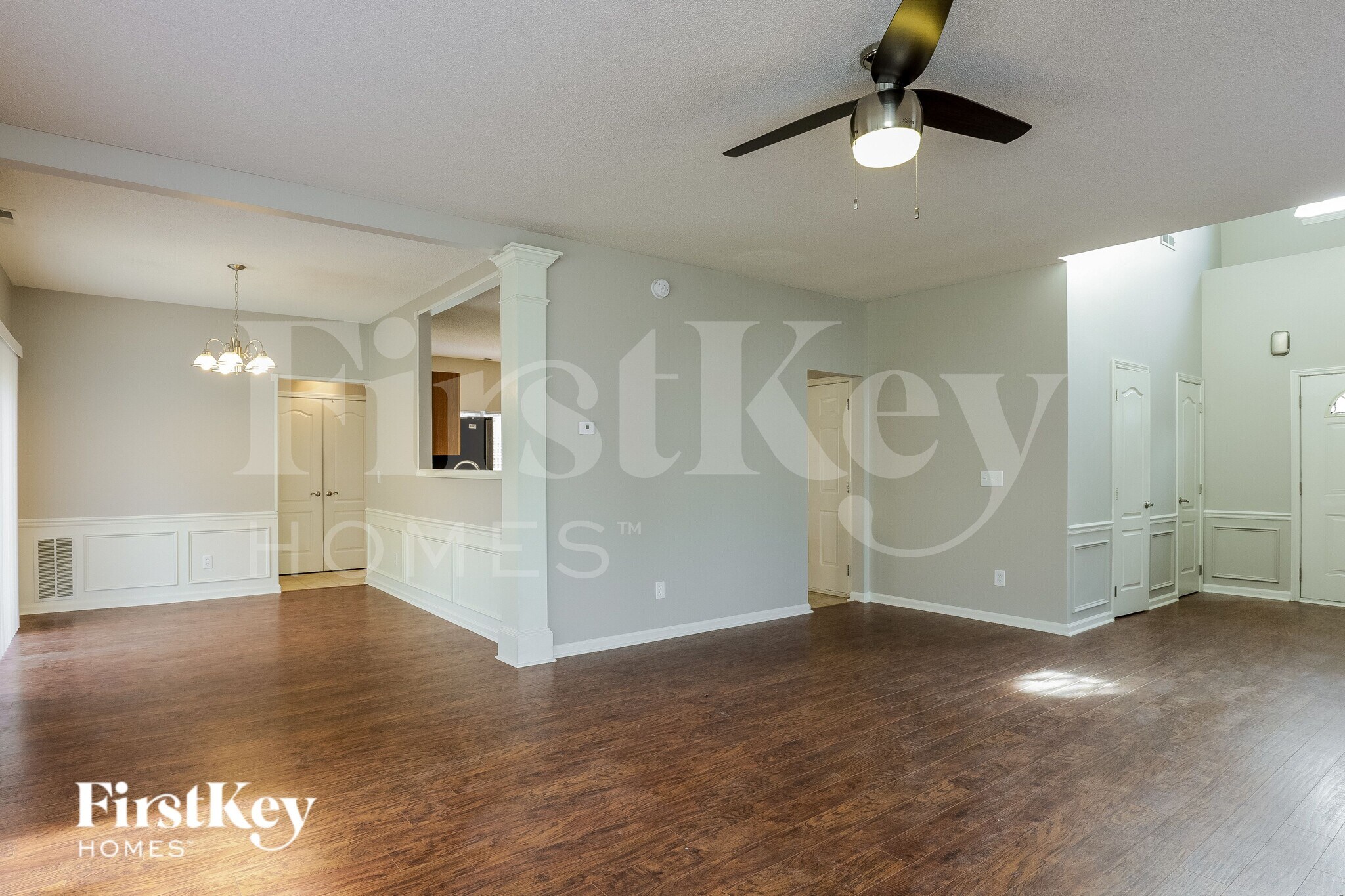 Building Photo - 4817 Loganshire Ln