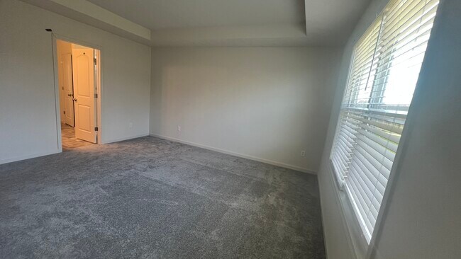 Building Photo - 554 Corbin Wy