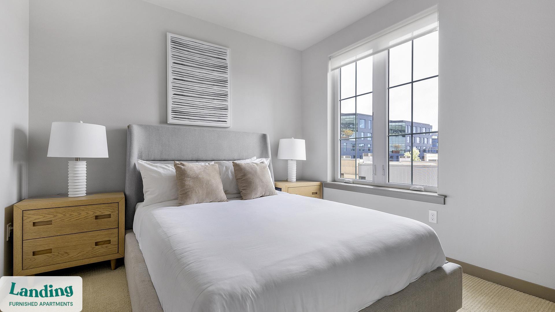 Building Photo - 1850 NW Front Ave