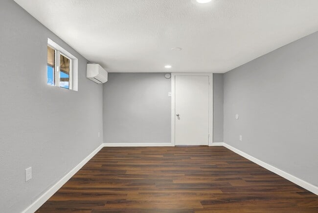 Building Photo - 4603 Byron St