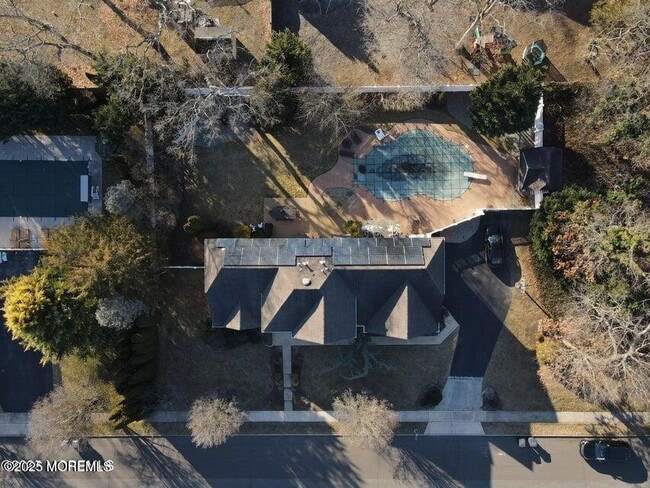 Building Photo - 1439 Oakwood Hollow Ln