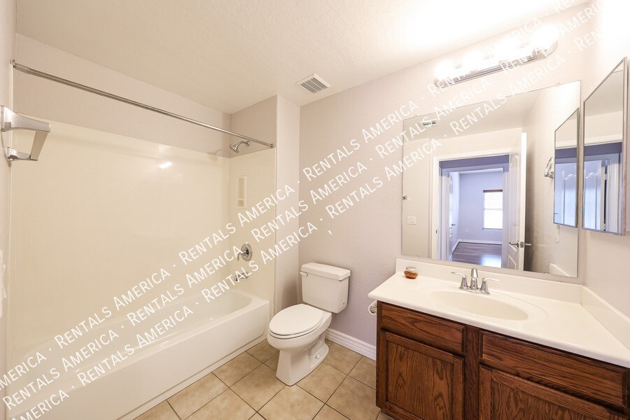 Building Photo - 21320 N 56th St