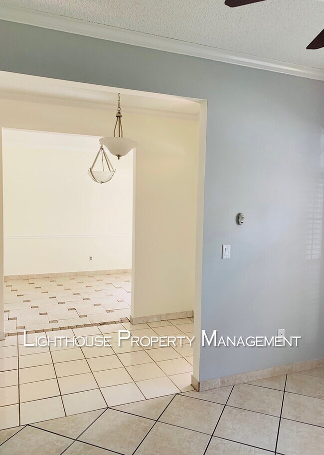 Building Photo - Pristine 3/2 in University Park!  Won't Last Long!