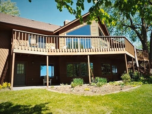 Building Photo - 323 Sawmill Ln