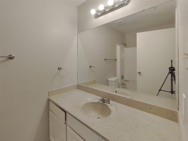 Building Photo - 2007 Smoke Rock Dr