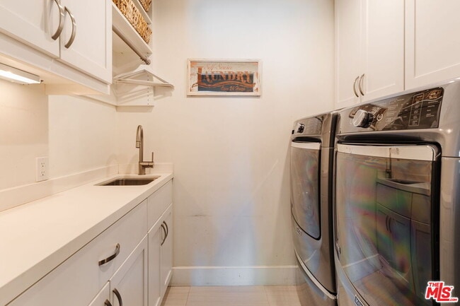 Building Photo - 15490 Milldale Dr