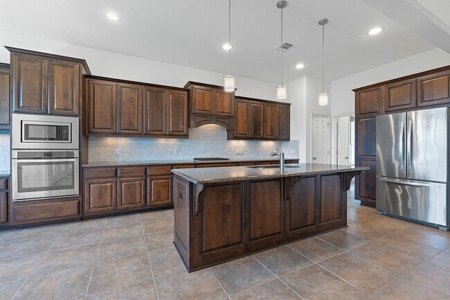 Building Photo - 13271 Mesa Verde Dr