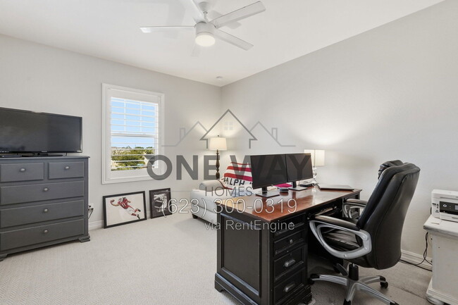 Building Photo - 5102 S Tatum Ln