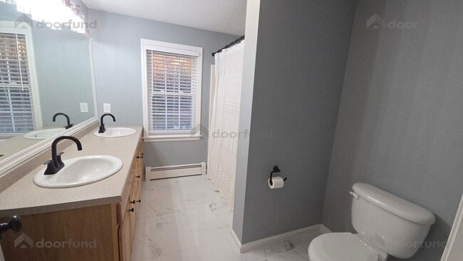 Building Photo - 62 Constitution Dr