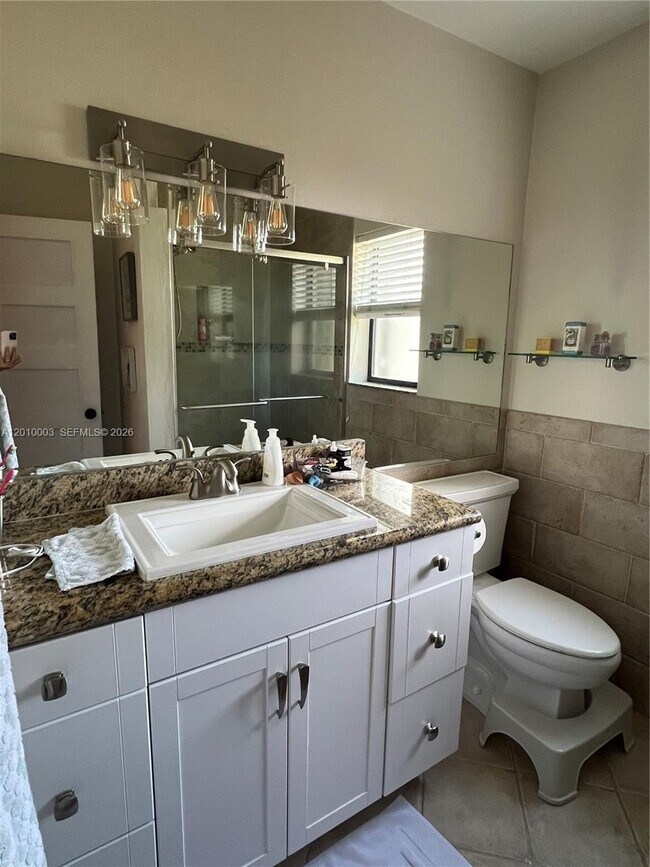Building Photo - 3357 Cocoplum Cir