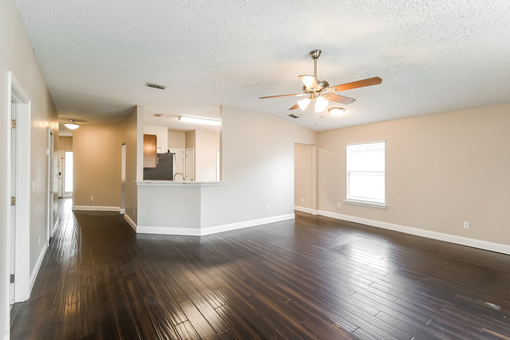 Building Photo - 9159 Upstream Ct