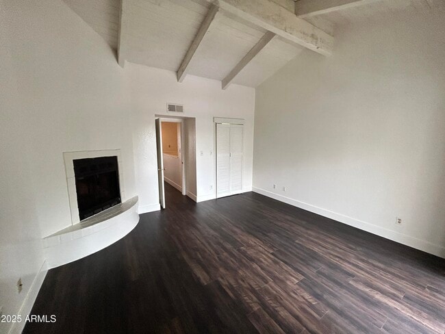 Building Photo - 1702 E Ocotillo Rd