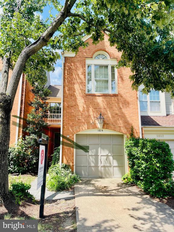 Primary Photo - 1814 Duffield Ln