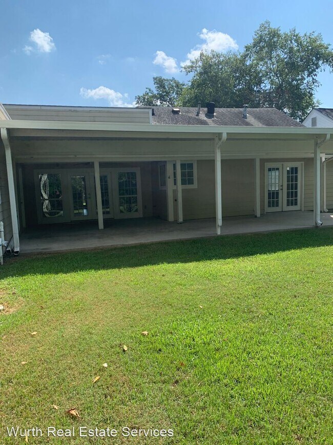 Building Photo - 3 br, 2.5 bath House - 14042 Woodland Ridg...