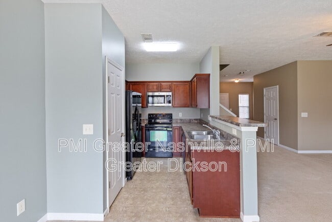 Building Photo - 8356 Rossi Rd