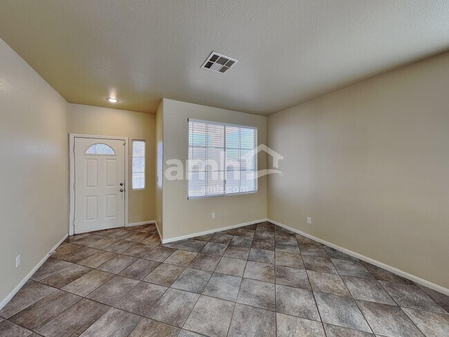 Building Photo - 1335 Milldale Ct