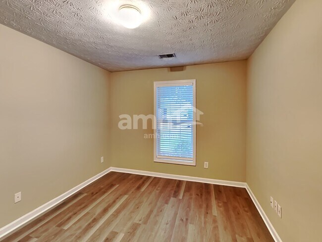 Building Photo - 3391 Washington Commons Ave NW