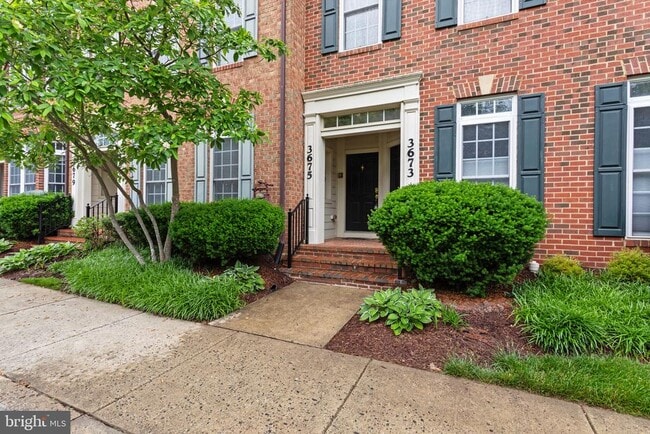 Building Photo - 3675 Spring Hollow Ln