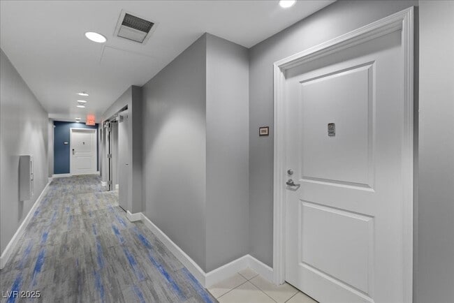 Building Photo - 200 W Sahara Ave