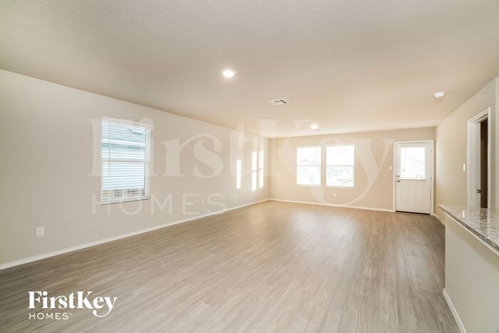 Building Photo - 5308 Fair Moon Dr