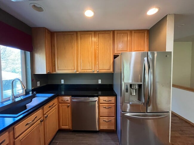 Building Photo - 3 Bed, 2 Bath Sudden Valley Home with Natu...