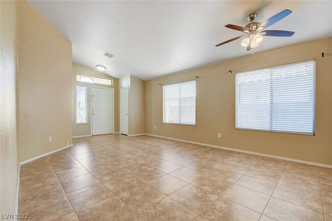 Building Photo - 7865 Blue Charm Ave