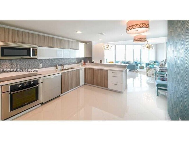 Building Photo - 6700 Indian Creek Dr