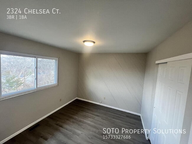 Building Photo - 2324 Chelsea Ct