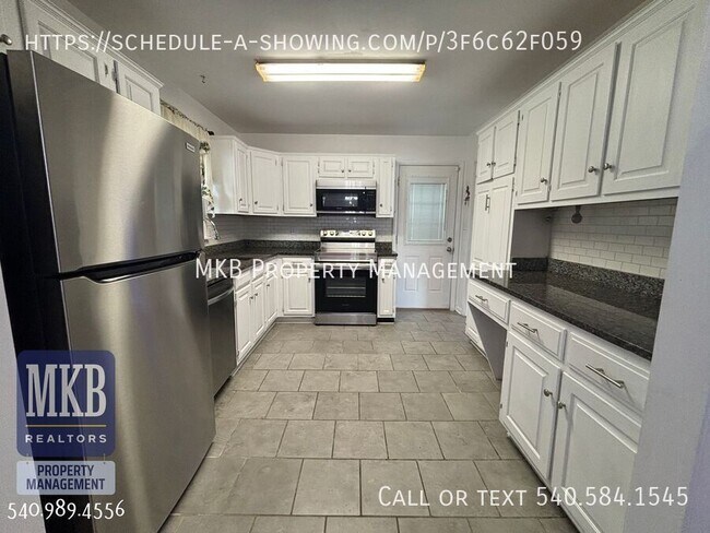 Building Photo - 3158 Galloway Dr
