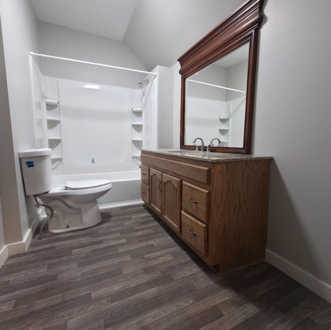 Building Photo - Single Family Home 3 beds 1 bath FOR RENT!