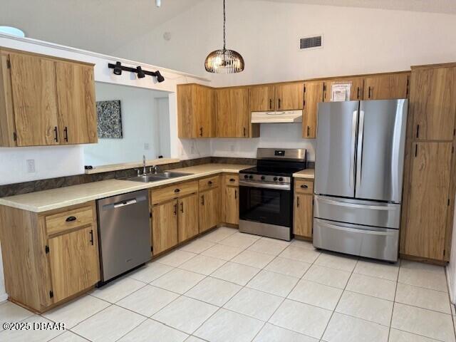 Building Photo - 5922 Phyllis Lou Cir