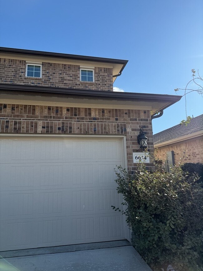 Building Photo - 6634 Bridge Mountain Trl