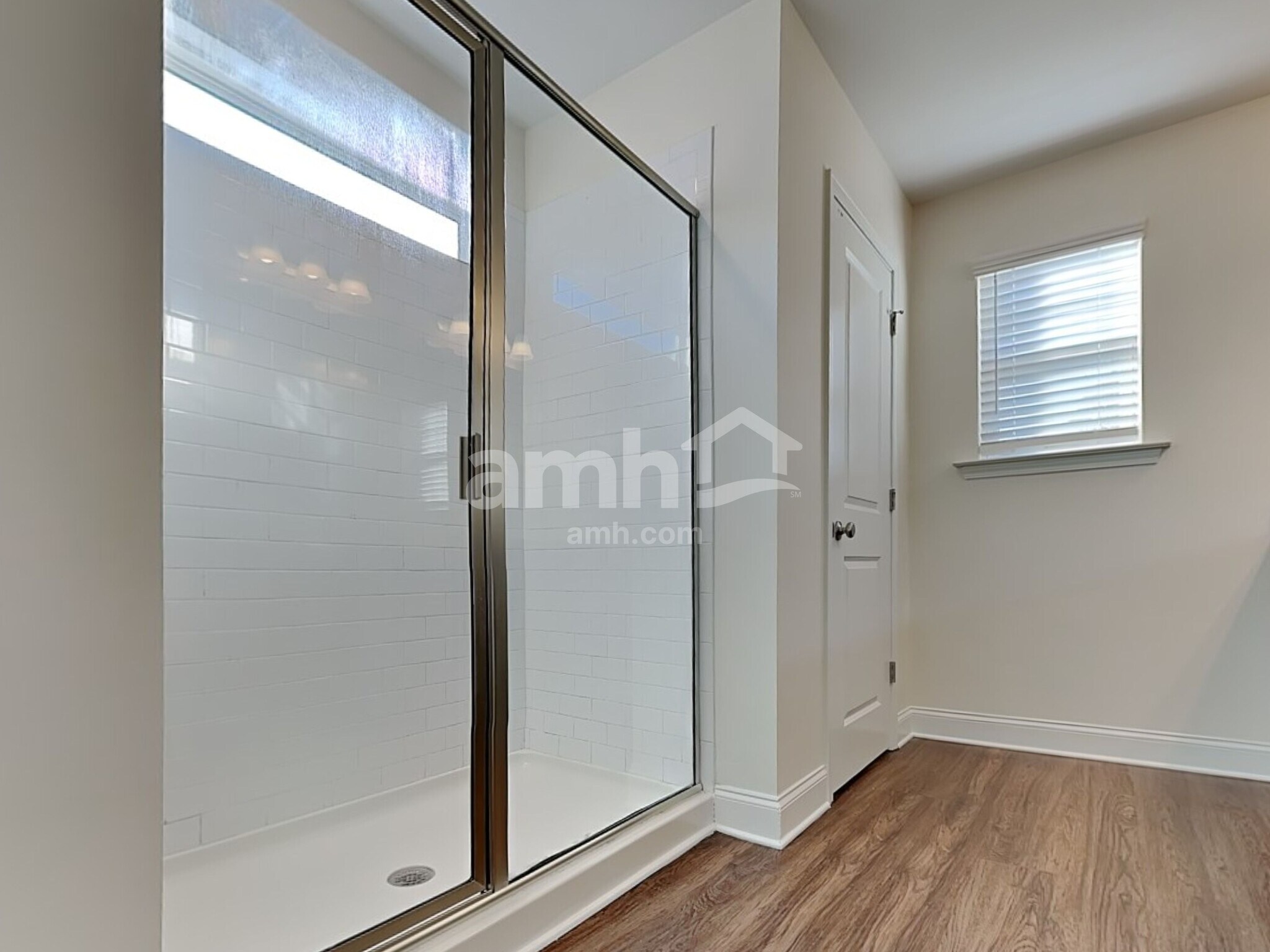 Building Photo - 194 Pullen Dr