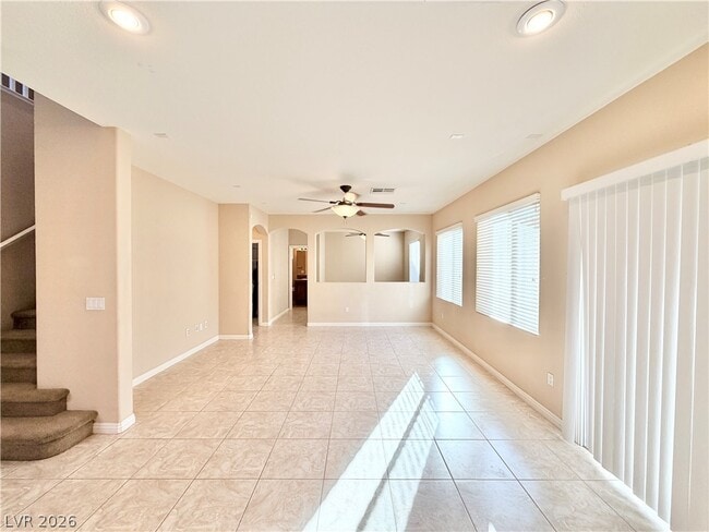 Building Photo - 10360 Blue Ginger Dr