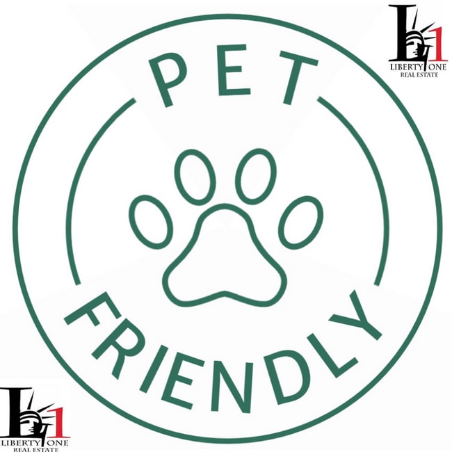 Building Photo - Enjoy this single family home with 3 bedrooms and 1 bathroom near downtown Bakersfield - COMING S...