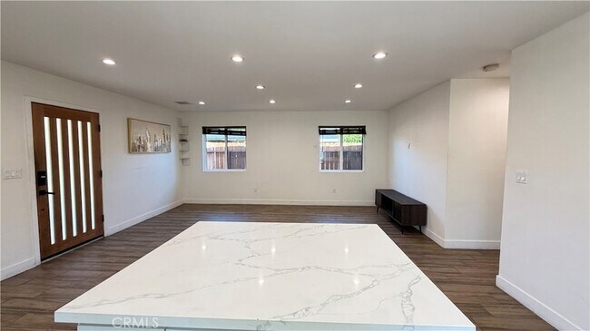 Building Photo - 7257 Wilbur Ave