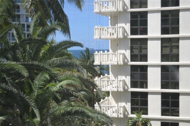 Building Photo - 1111 Crandon Blvd