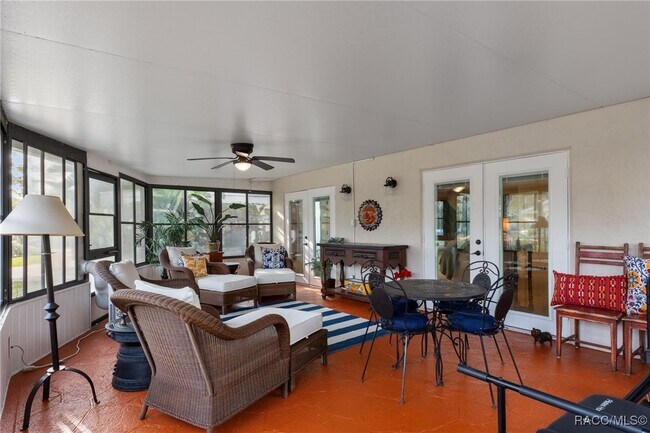 Building Photo - 11482 W Clubview Dr