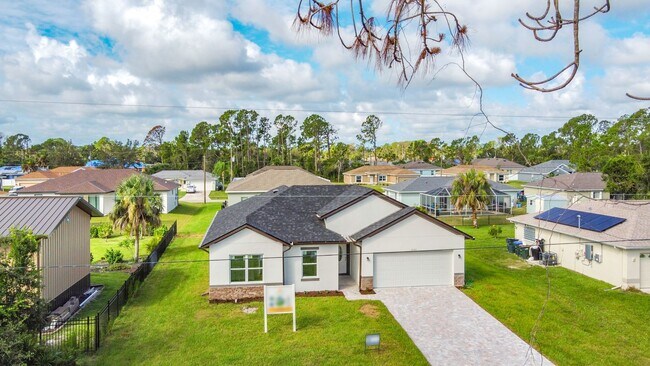 Building Photo - North Port For Lease