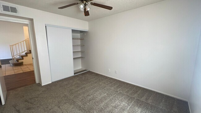 Building Photo - (APPLICATION PENDING) West Palmdale Home