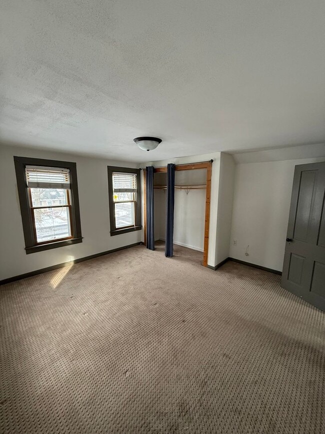 Building Photo - Charming Downtown Middleton Gem on Hubbard Ave