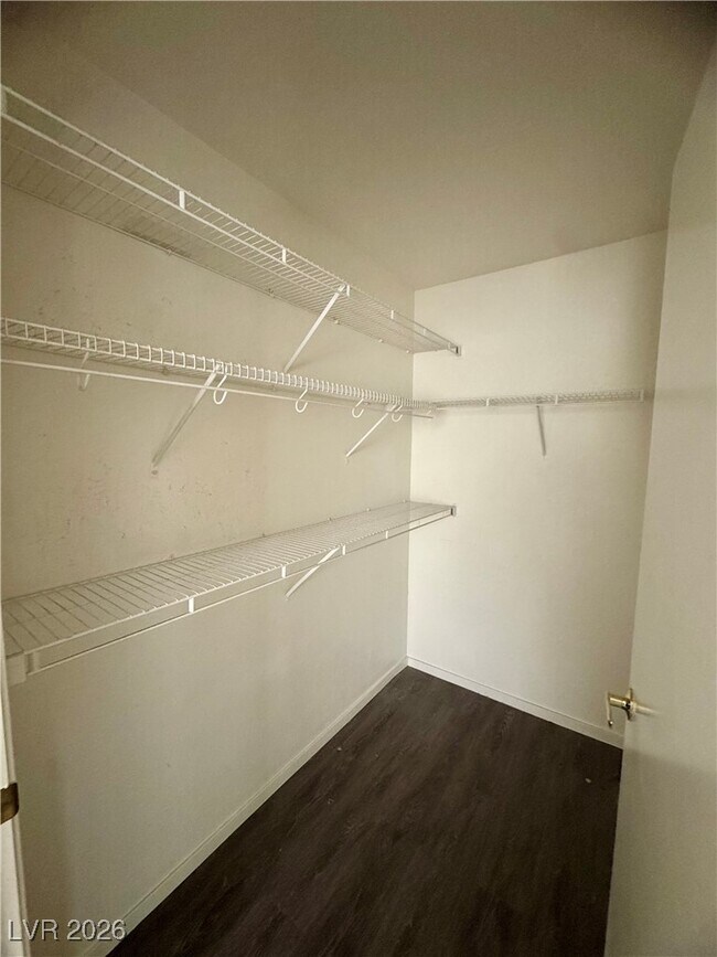 Building Photo - 555 E Silverado Ranch Blvd