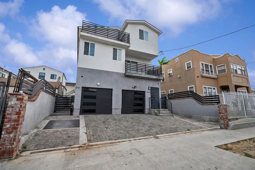 Building Photo - 310 S Breed St