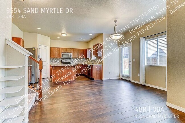 Building Photo - 9554 Sand Myrtle Dr