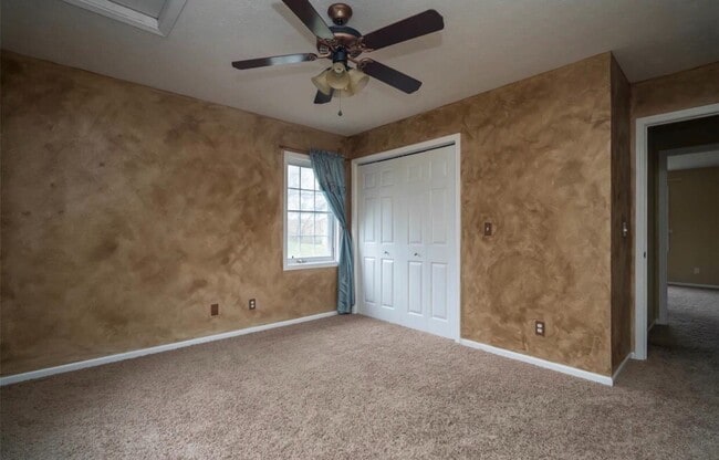 Building Photo - *~*Gorgeous Home, Located in Waynesville*~*