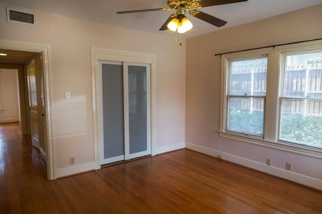 Building Photo - 4127 Prescott Ave
