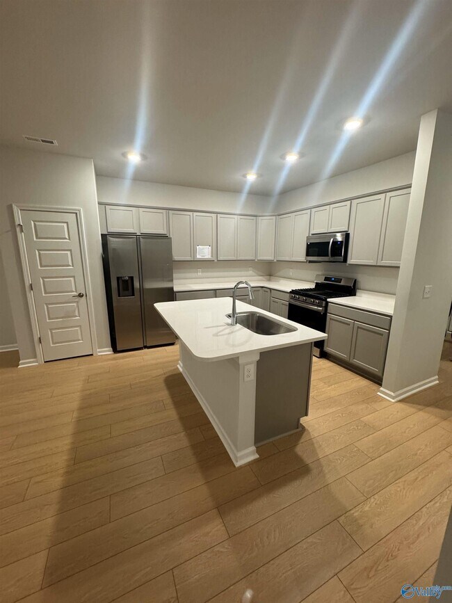 Building Photo - 237 Paca Ln