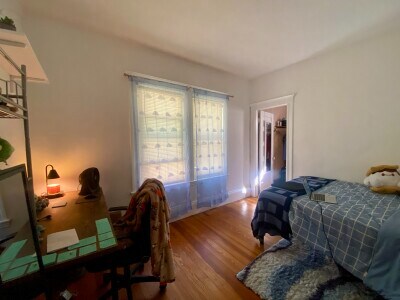 Building Photo - 100 W Adams St