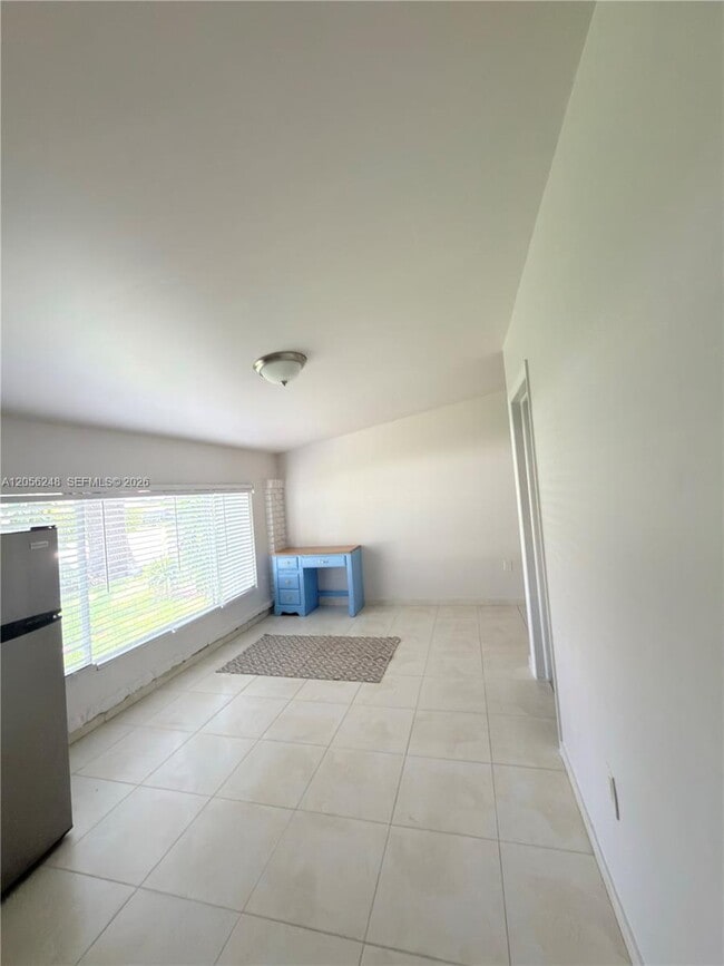 Building Photo - 9160 SW 73rd St