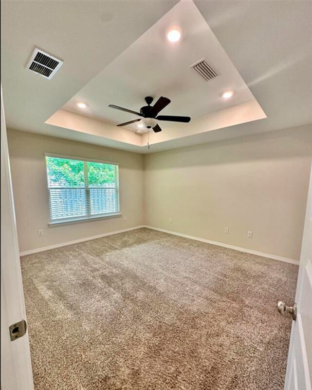Building Photo - 7941 Huntington Creek Ln